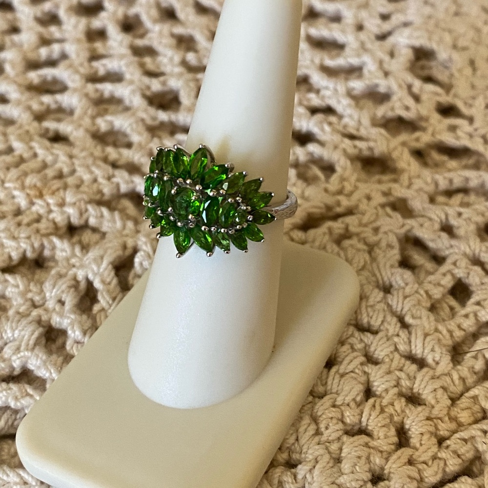 Chrome diopside sterling cocktail ring
